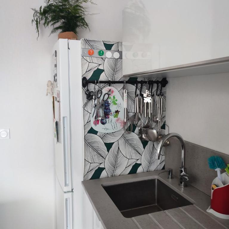 Location de charme T3 au 2e étage et dernier étage - Apartamento de 2 dormitorios - 12