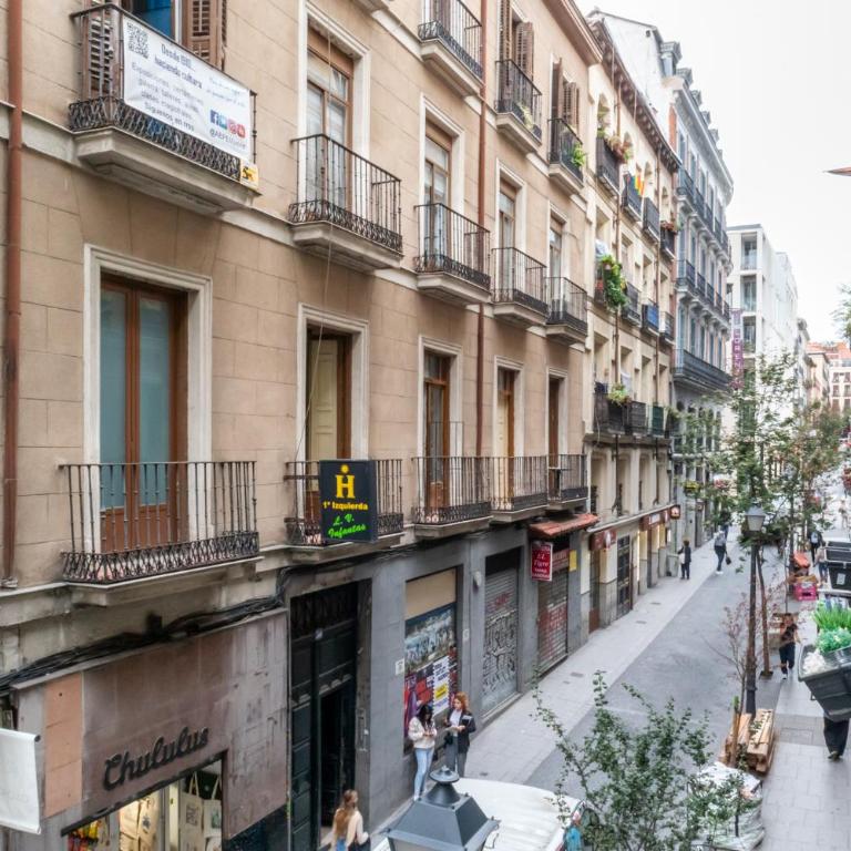 Ever House - CHUECA-GRAN VIA - Three-Bedroom Apartment - 16