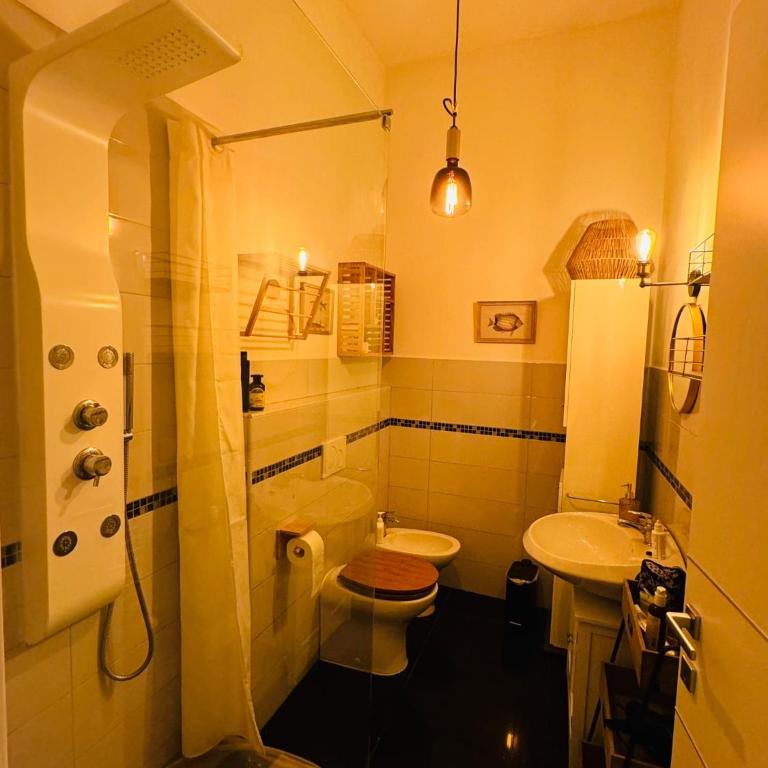 H33 Boutique design Apartment in Livorno centro Cozy Atmosphere - One-Bedroom Apartment - 21