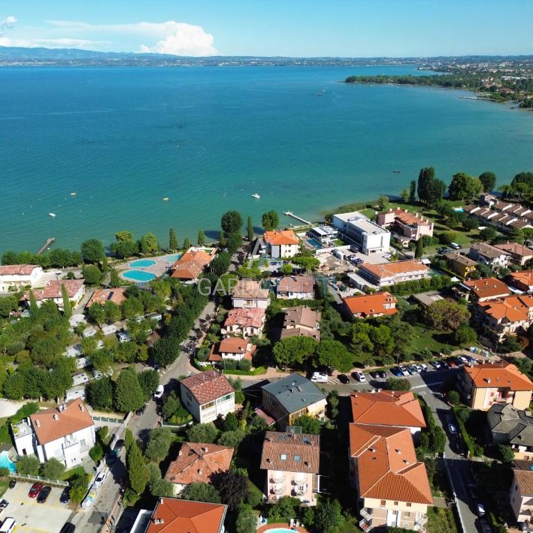 LaSirmioncina - A soli 2 minuti a piedi dal Lago - Appartamento con 1 Camera da Letto - 33
