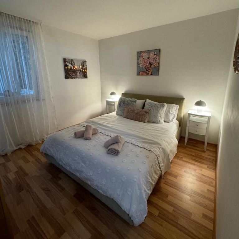 Apartman Lara - One-Bedroom Apartment - 1