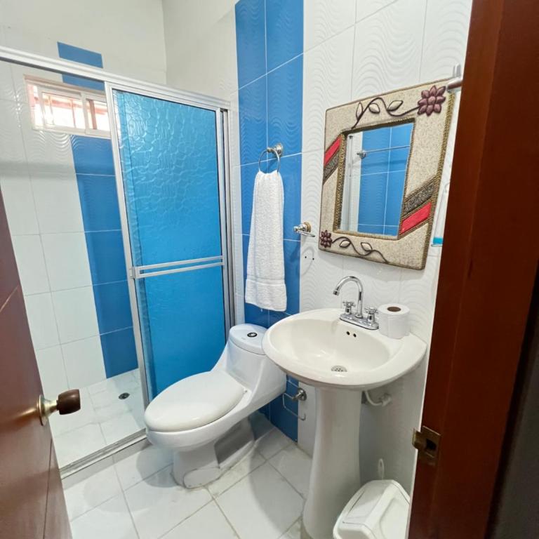 Hostal Coco River Minca - Habitación Triple con baño privado - 8