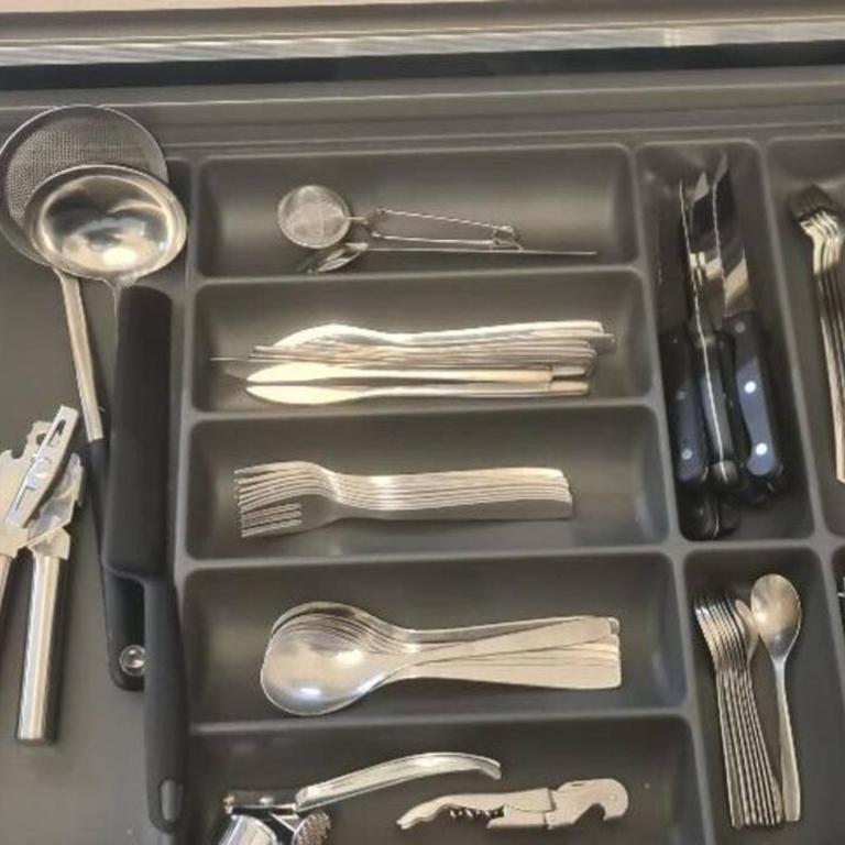 Superbe 4 pièces 75 m carrés pour 2 à 6 personnes Centre Parking 3 jours minimum - Appartement 2 Chambres - 17
