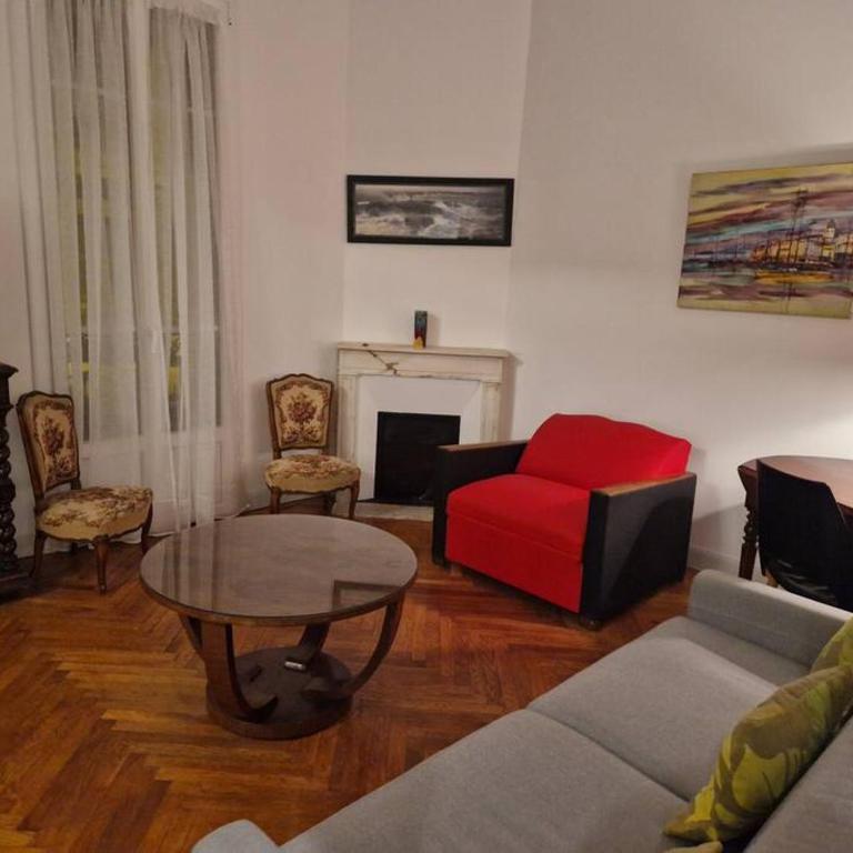 Superbe 4 pièces 75 m carrés pour 2 à 6 personnes Centre Parking 3 jours minimum - Appartement 2 Chambres - 12