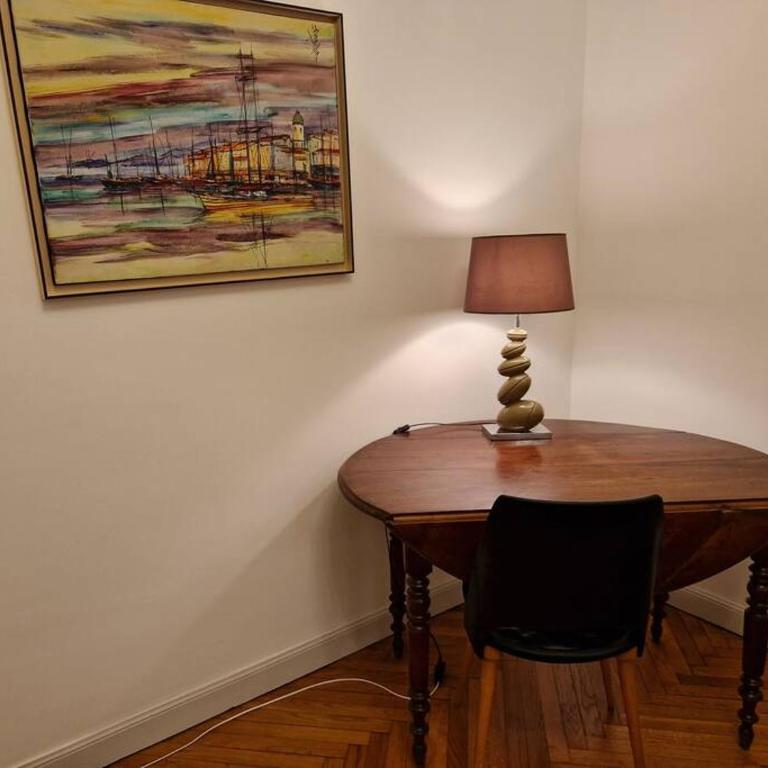Superbe 4 pièces 75 m carrés pour 2 à 6 personnes Centre Parking 3 jours minimum - Appartement 2 Chambres - 13