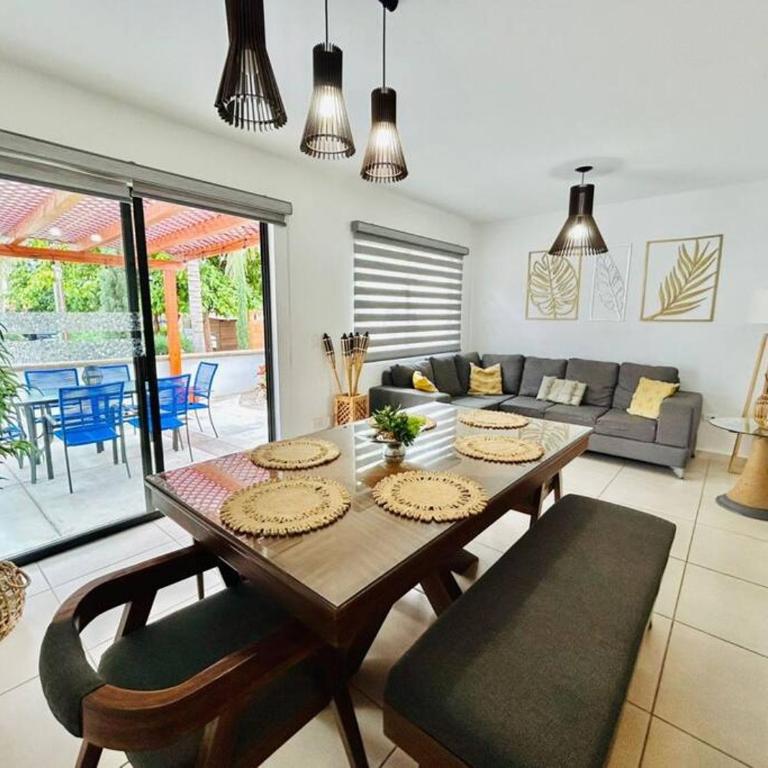 Casa en privada cerca de la playa y la Marina - Three-Bedroom Apartment - 21