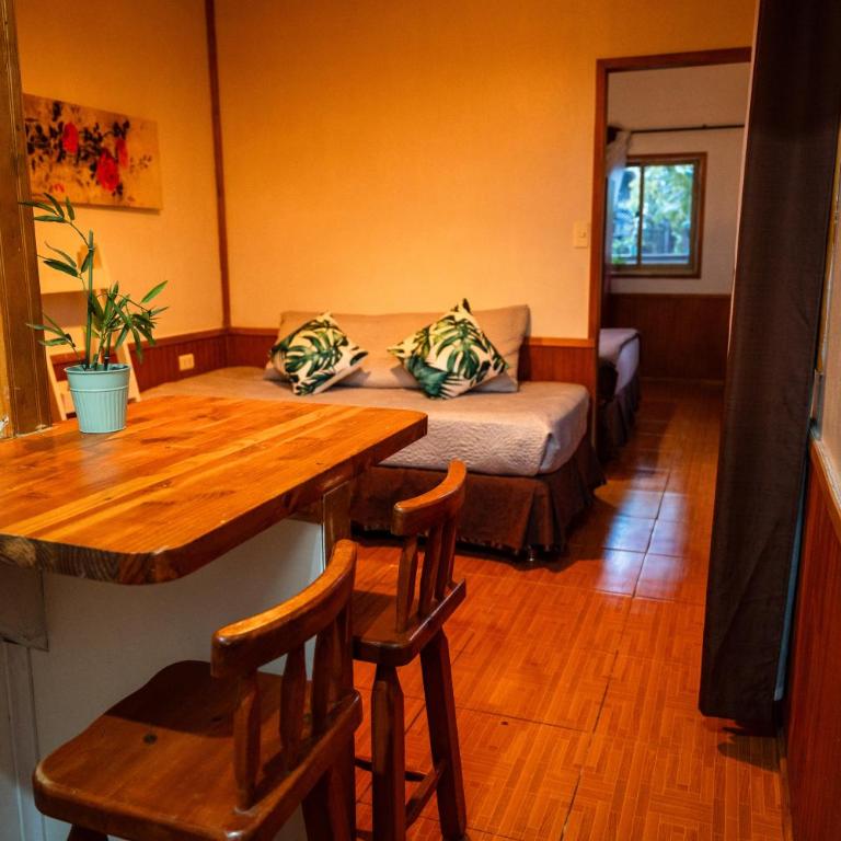 Ngahu alojamiento y desayuno con vista al mar en Rapa Nui - Apartment with Garden View - 13
