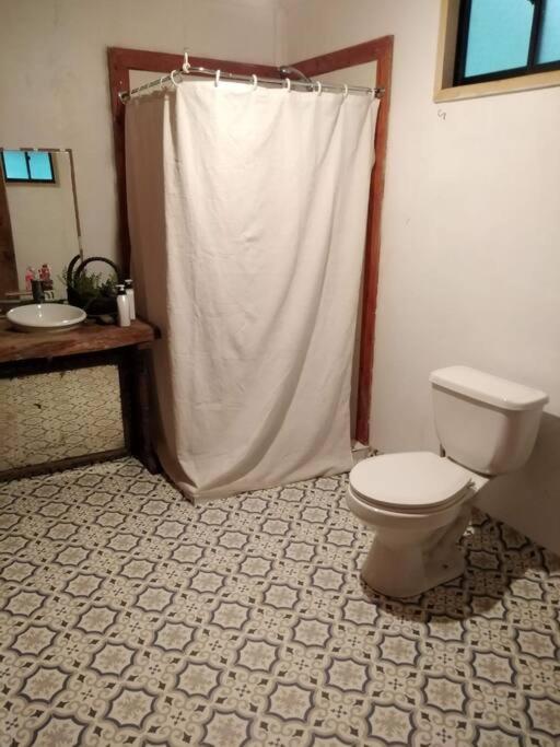 casabosque - Three-Bedroom House - 9