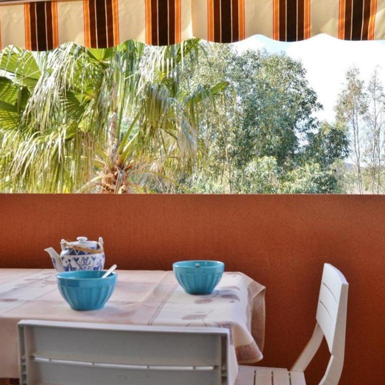 Studio cabine 4 pers avec piscine, tennis et accès direct plage - Bormes-les-Mimosas - FR-1-251-559 - Appartement - 1
