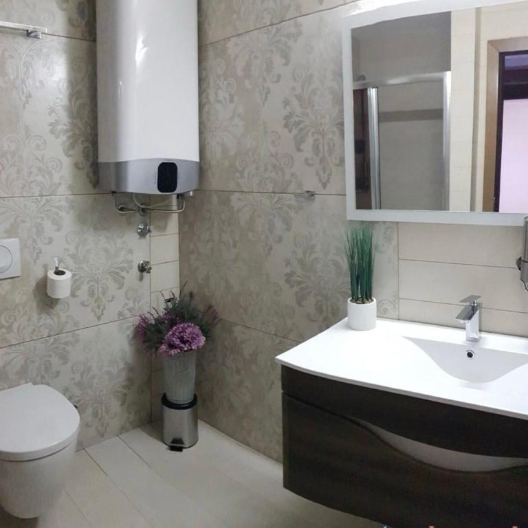 San Apartman 1 - Two-Bedroom Apartment - 9