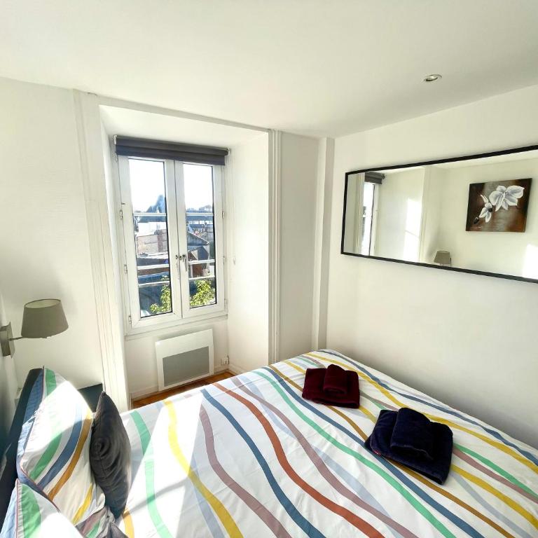En face de l'hôtel Normandy - Appartement dernier étage, 4 couchages - Appartamento con 1 Camera da Letto - 12