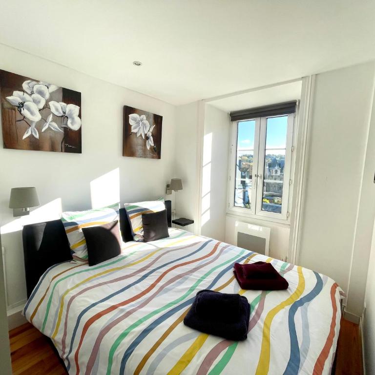 En face de l'hôtel Normandy - Appartement dernier étage, 4 couchages - Appartamento con 1 Camera da Letto - 11