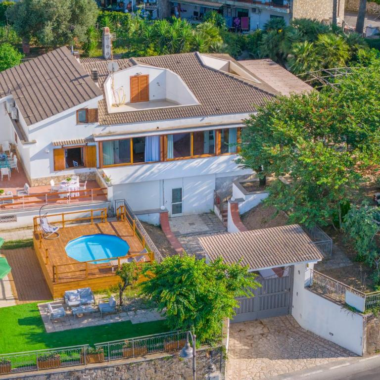 Appartamento in Villa vista Golfo, Jacuzzi privata - Two-Bedroom Villa - 53