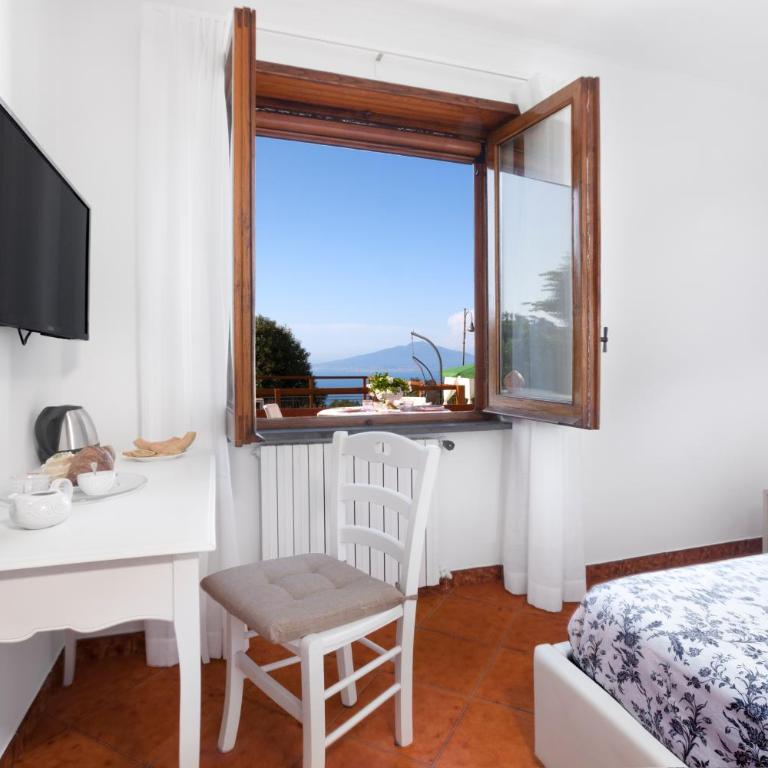 Appartamento in Villa vista Golfo, Jacuzzi privata - Two-Bedroom Villa - 17