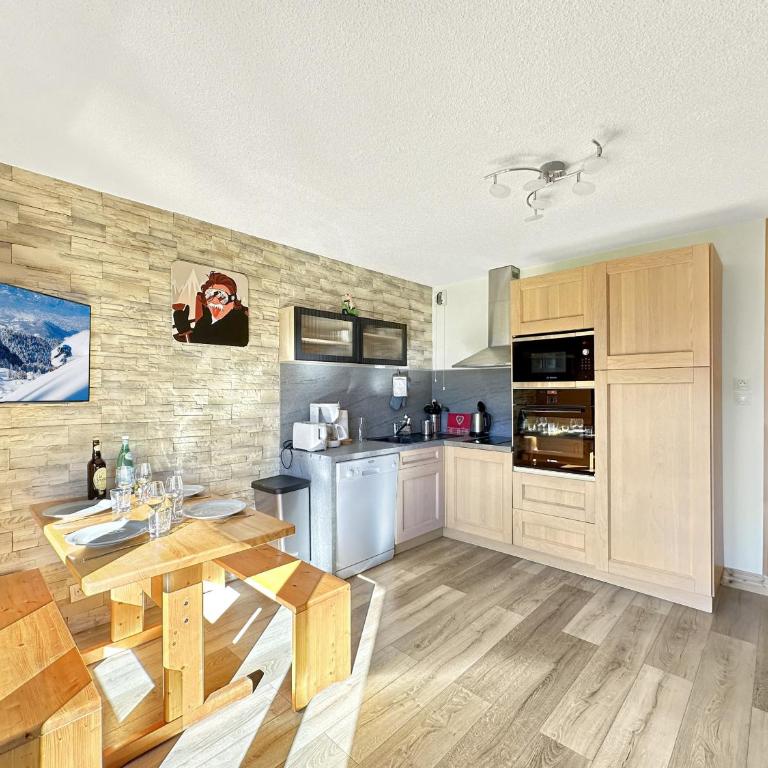PE262 - 6 personnes pied des pistes - Appartement 2 Chambres avec Vue sur la Montagne - 4