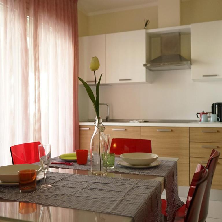 Residence Millecento - Aperto tutto l'anno - Appartamento con 2 Camere da Letto e Vista Giardino - 3