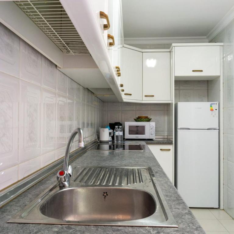 Sunny Hideaway Guadalmar - Apartamento de 3 dormitorios - 13