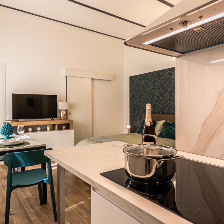 Politeama Luxury Suite - Appartamento con 1 Camera da Letto - 2