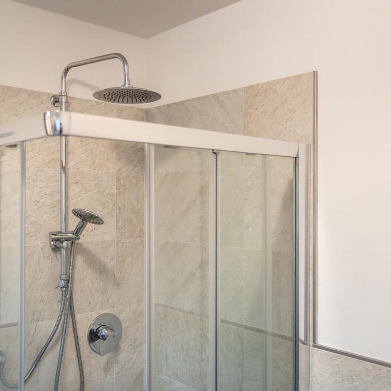 B&B Casa Nadia - Camera Matrimoniale con Bagno Privato - 15