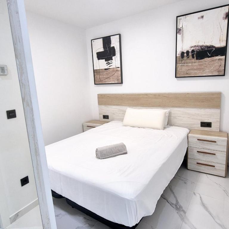 Apartamento Lujoso Centro Torrevieja - Apartamento de 3 dormitorios con balcón - 18