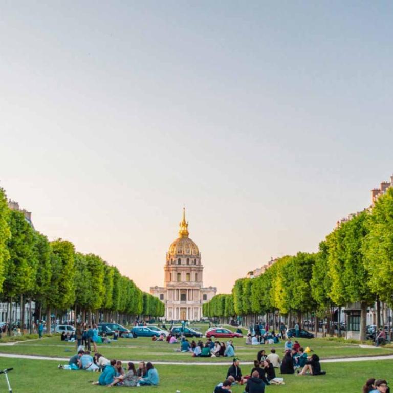 Bright & elegant appartment with view over Invalides, near St Germain des Prés - Appartement avec Vue et Balcon - 18