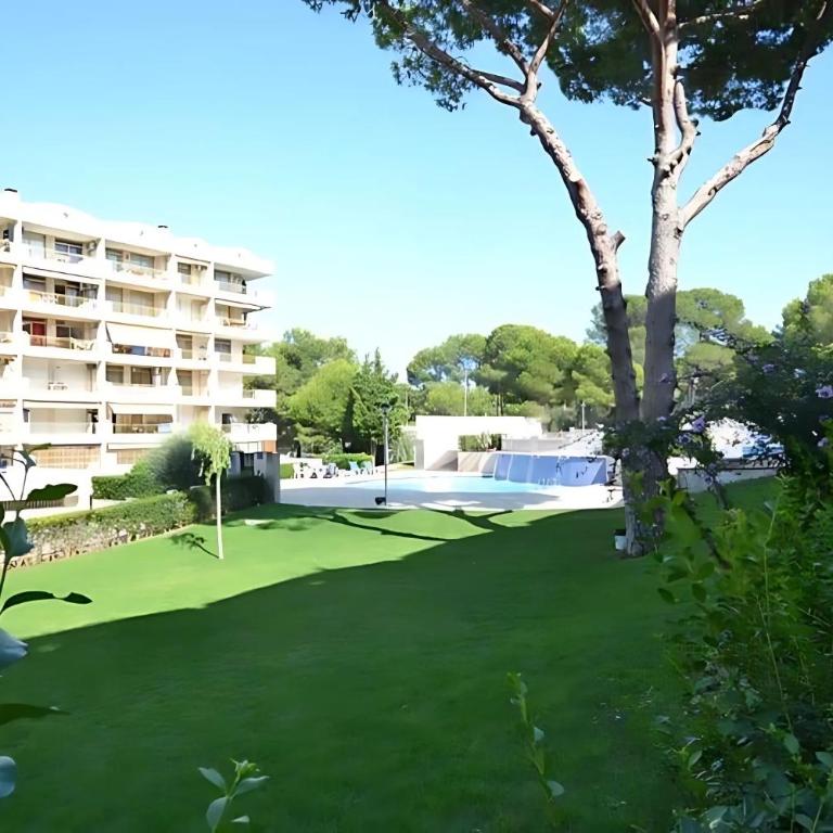 Muller Apartment Salou - Two-Bedroom Apartment - 21