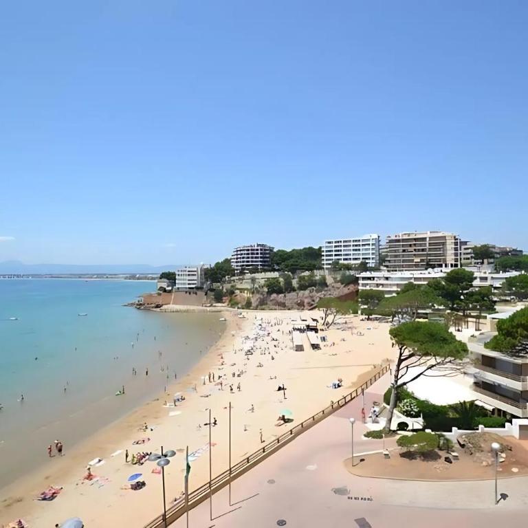 Muller Apartment Salou - Two-Bedroom Apartment - 24