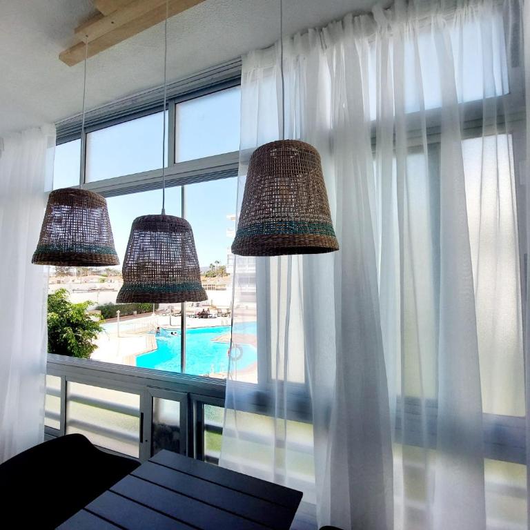 Apartamento céntrico con playa y piscina - Apartamento de 2 dormitorios - 20