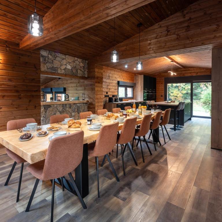 Chalet La Perle Verte, luxe, piscine, spa et sauna - Chalet - 22