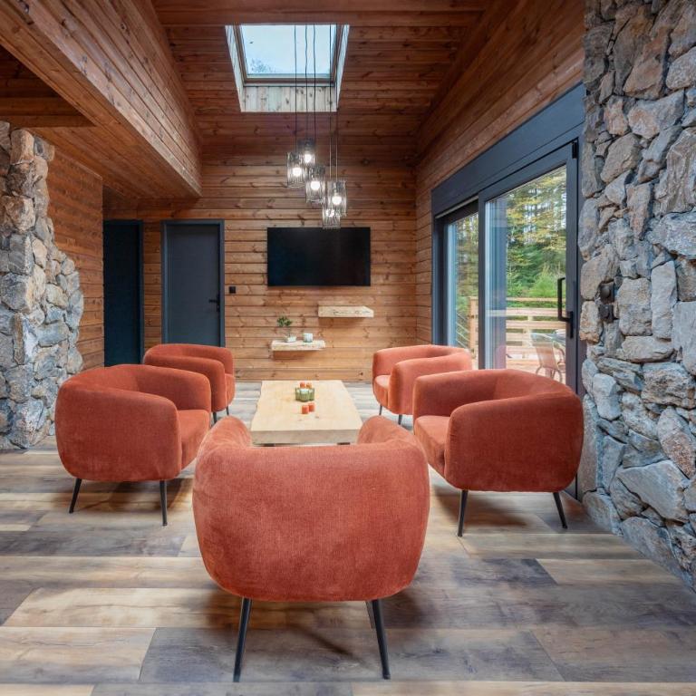 Chalet La Perle Verte, luxe, piscine, spa et sauna - Chalet - 28