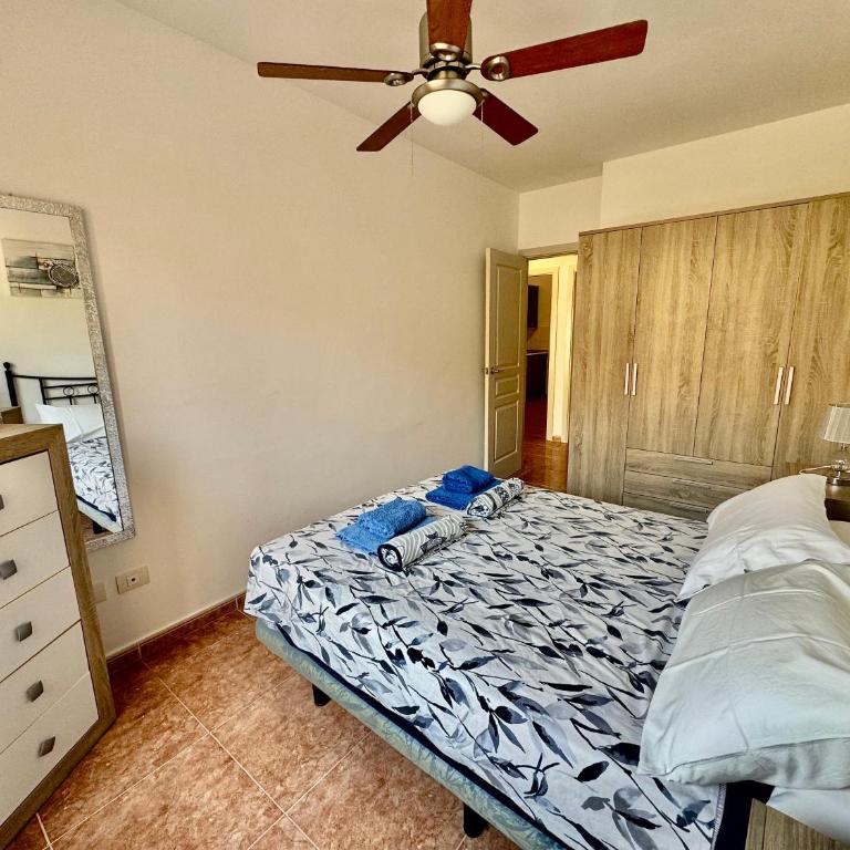 712 Bahia Sol - Two-Bedroom Apartment - 3