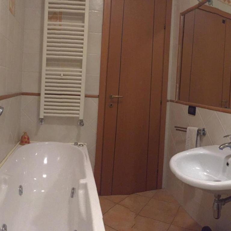 Casa Antonella - Appartamento con 2 Camere da Letto - 9