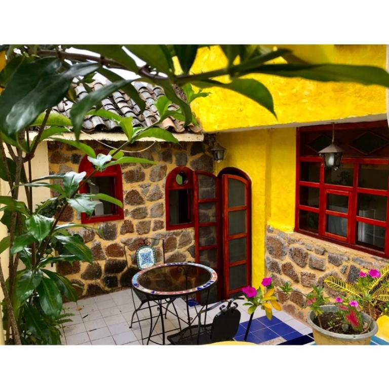 Casa del Lago Lodging House - Habitación Triple con zona de cocina - 1