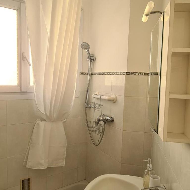 Azur Horizons Sea and Mountain - Two-Bedroom Apartment - 10