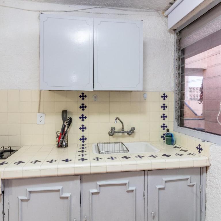 Estudio Doble, 2 Camas en el corazón de Chapalita 13 - One-Bedroom Apartment - 18