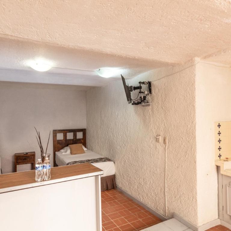 Estudio Doble, 2 Camas en el corazón de Chapalita 13 - One-Bedroom Apartment - 20