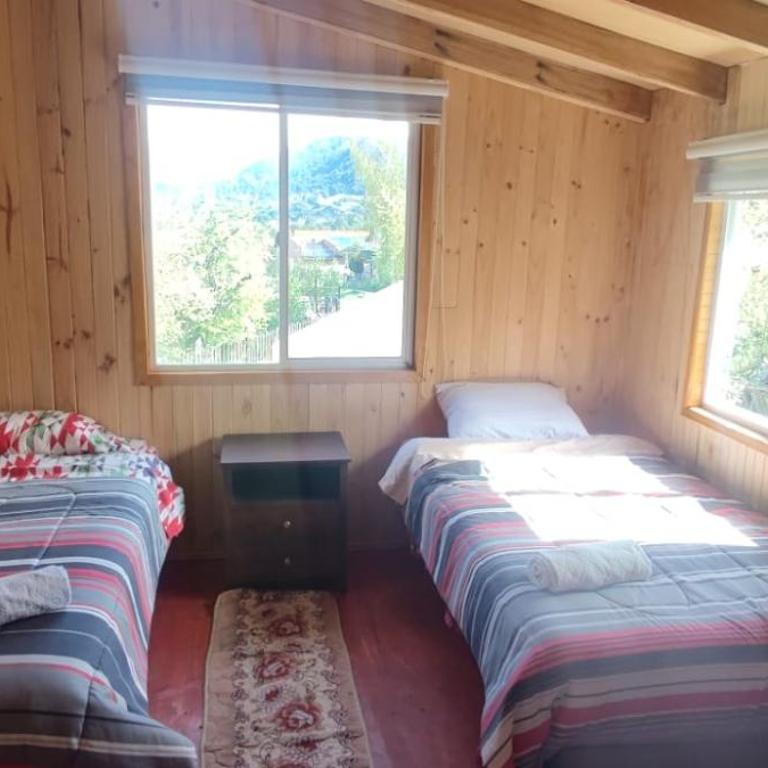 Hospedaje 4 estaciones - Basic Triple Room with Shared Bathroom - 3
