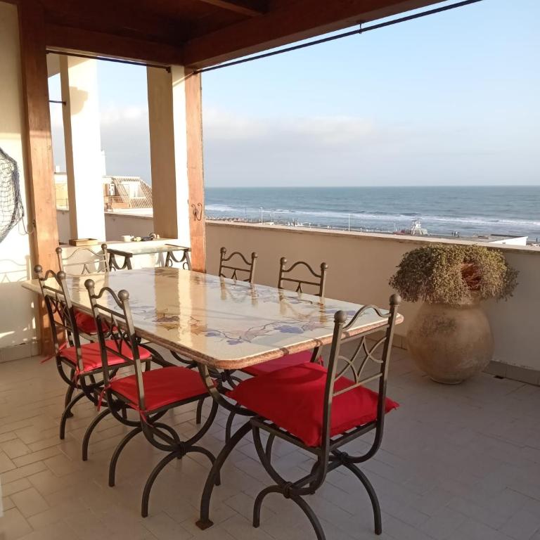Ostia Attico fronte mare - Appartamento con 1 Camera da Letto - 5