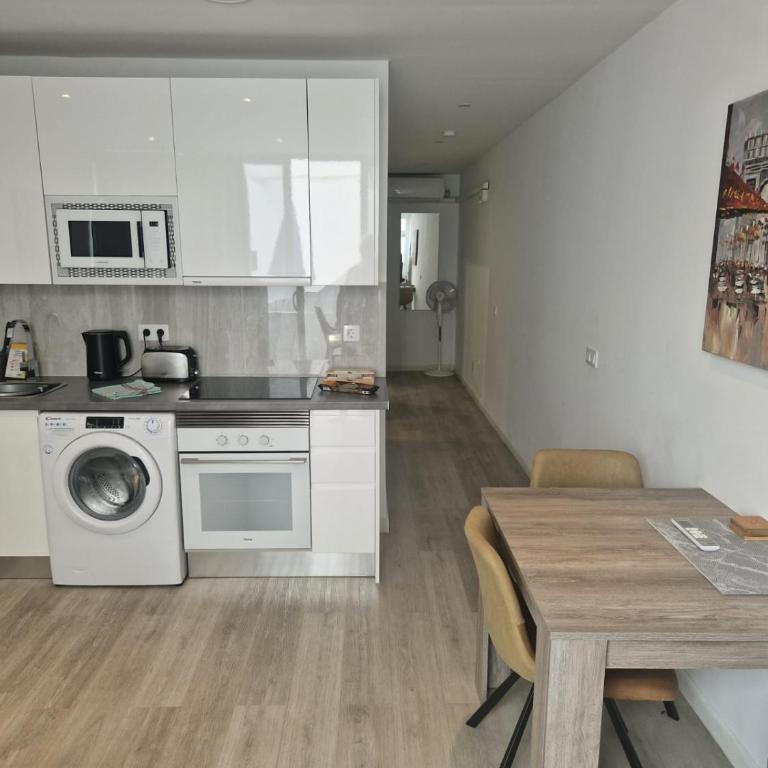 Atlantic View, Puerto Del Carmen - Apartamento de 2 dormitorios con vistas a la piscina - 13