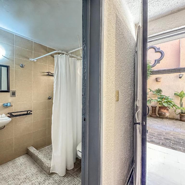 Loft Privado con Cocina, Vive Chapalita 3 - One-Bedroom Apartment - 21