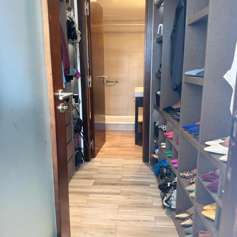 "Experiencia Premium en Piso Barrio Güemes con dos Suites y dos cocheras" - Two-Bedroom Deluxe Apartment - 16