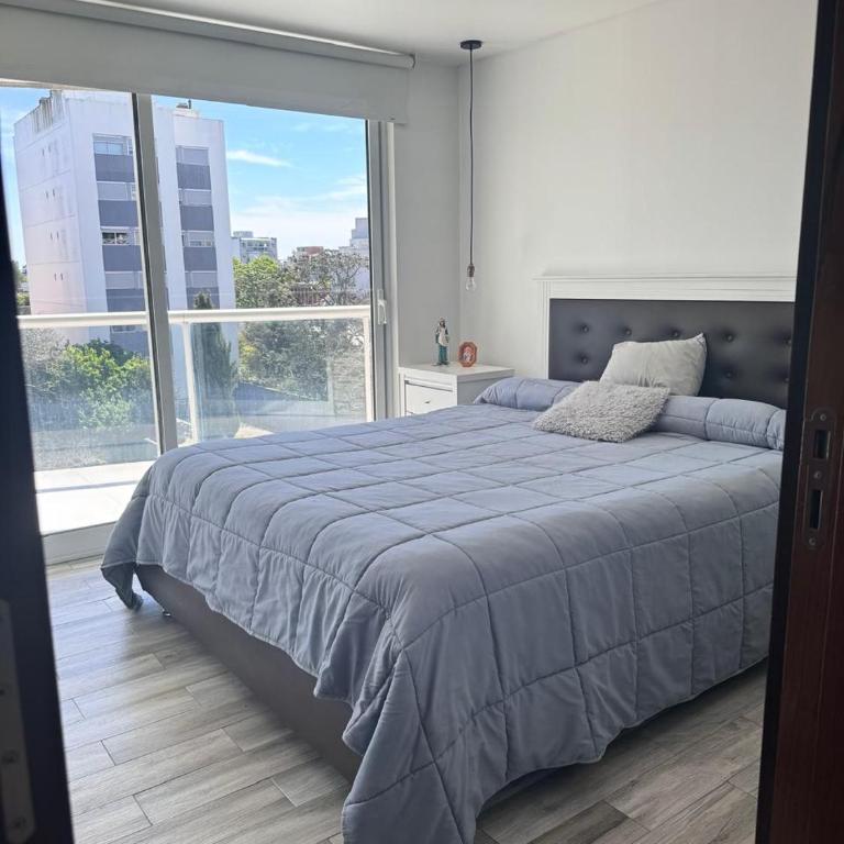 "Experiencia Premium en Piso Barrio Güemes con dos Suites y dos cocheras" - Two-Bedroom Deluxe Apartment - 19