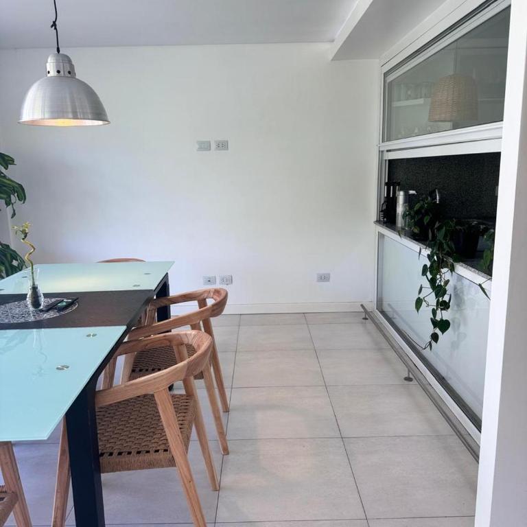"Experiencia Premium en Piso Barrio Güemes con dos Suites y dos cocheras" - Two-Bedroom Deluxe Apartment - 25