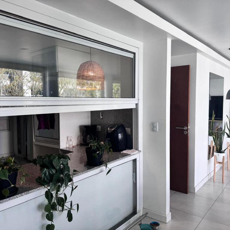"Experiencia Premium en Piso Barrio Güemes con dos Suites y dos cocheras" - Two-Bedroom Deluxe Apartment - 41