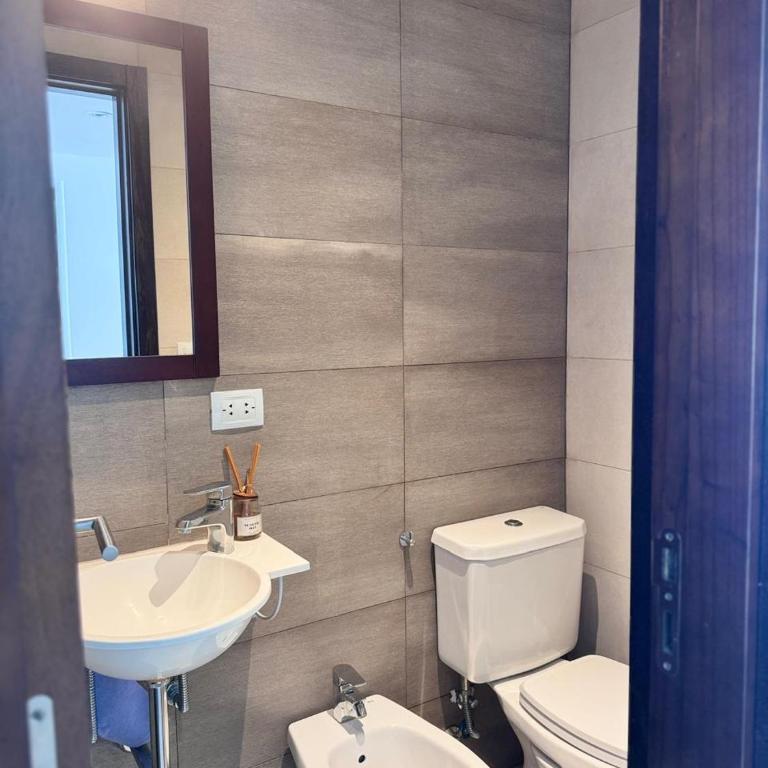 "Experiencia Premium en Piso Barrio Güemes con dos Suites y dos cocheras" - Two-Bedroom Deluxe Apartment - 46