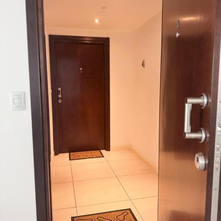 "Experiencia Premium en Piso Barrio Güemes con dos Suites y dos cocheras" - Two-Bedroom Deluxe Apartment - 65