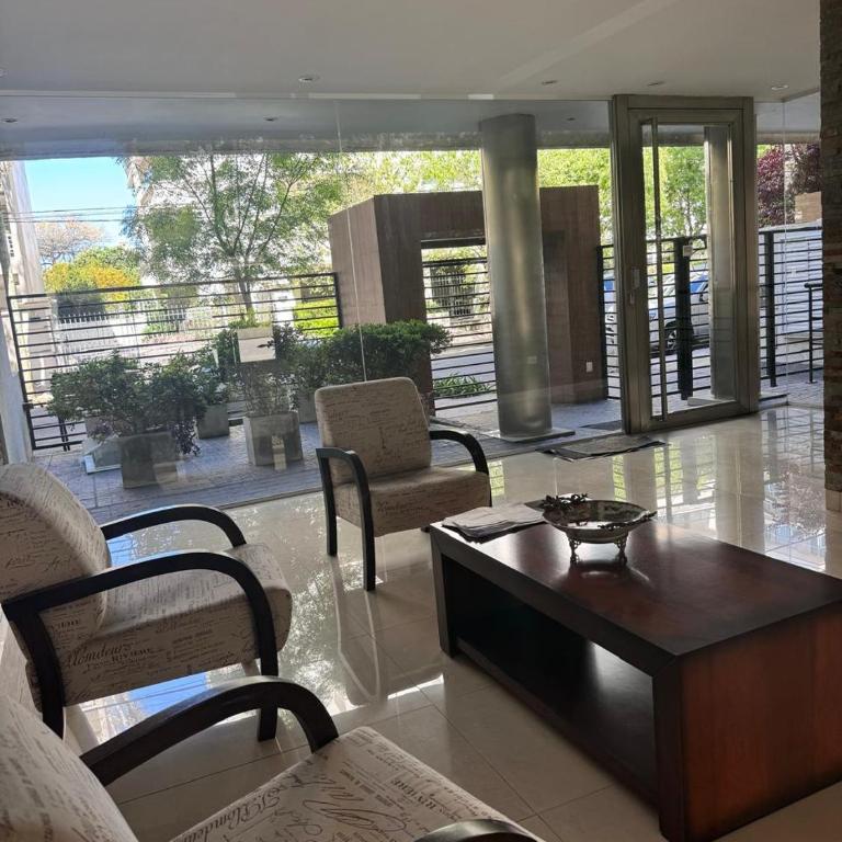 "Experiencia Premium en Piso Barrio Güemes con dos Suites y dos cocheras" - Two-Bedroom Deluxe Apartment - 71