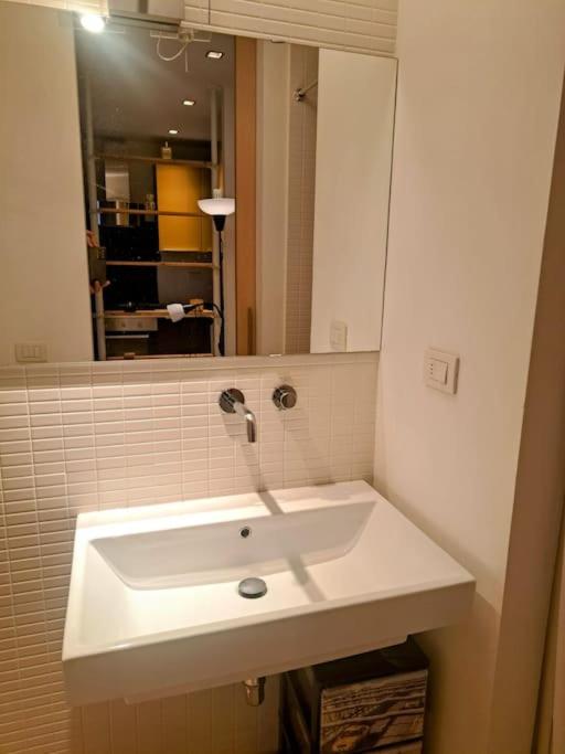 Lion's apartment - One-Bedroom Apartment - 19