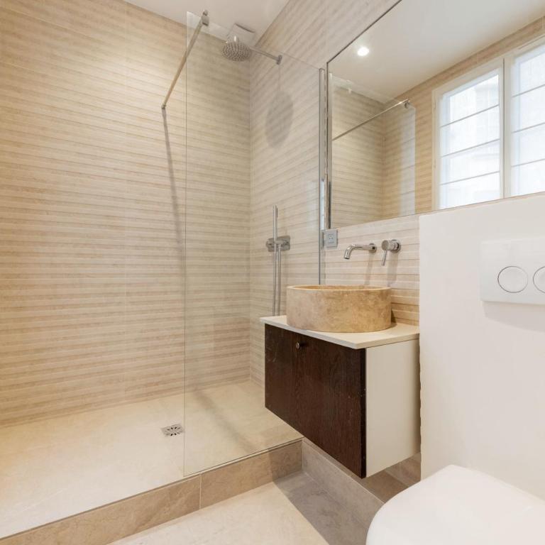 Luxury 3 Bedrooms - 3 Bathrooms - AC - Montmartre - Opéra - Appartement 3 Chambres avec Vue - 18