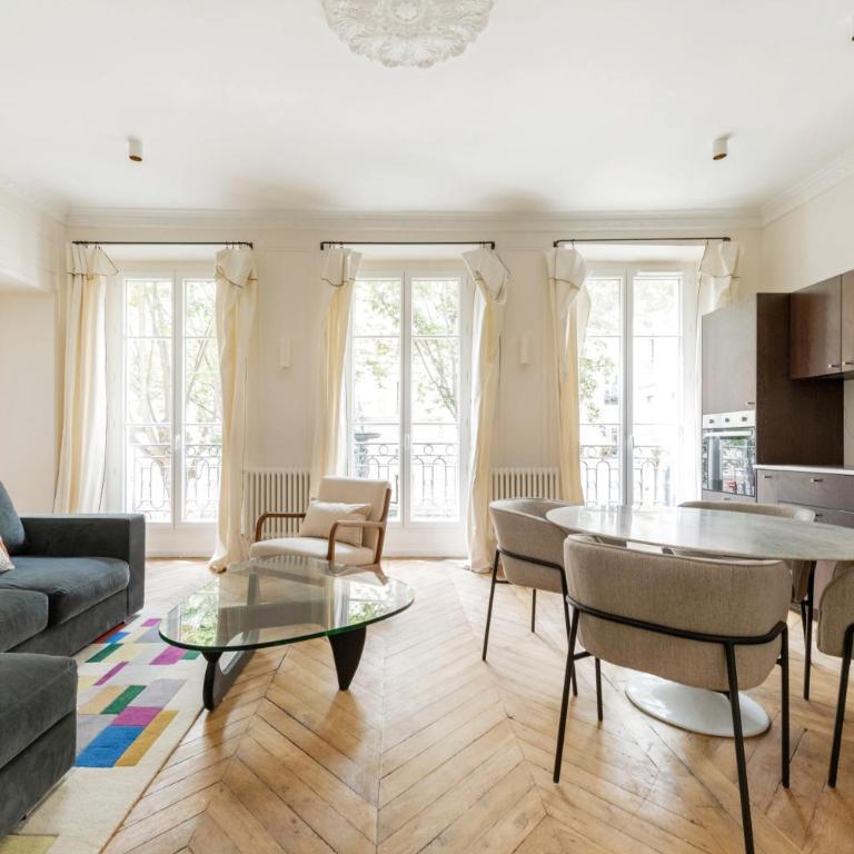 Luxury 3 Bedrooms - 3 Bathrooms - AC - Montmartre - Opéra - Appartement 3 Chambres avec Vue - 4